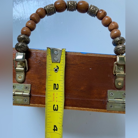 One of a a Kind Handmade Big Butt CigarBox Purse w/dust bag - Picture 7 of 14